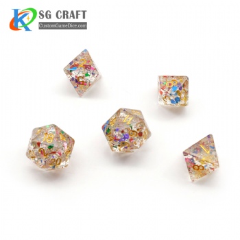 TRANSPRANT COLORFUL FLAKES FILLED PLASTIC DICE SET