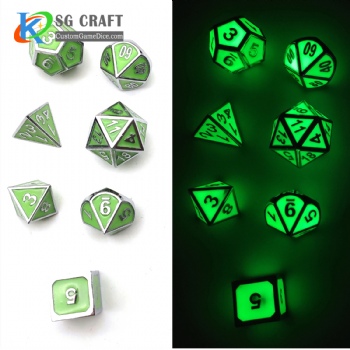 GLOW GREEN METAL DICE