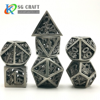 Hollow out Statue of Liberty style Dnd Game Metal Dice