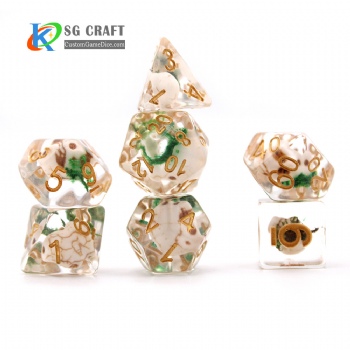 SG8-3 Transparent Skull+Green Grass Halloween Dice Set