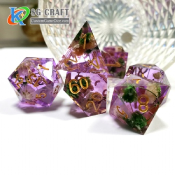 Sharp Edge Dice with flower