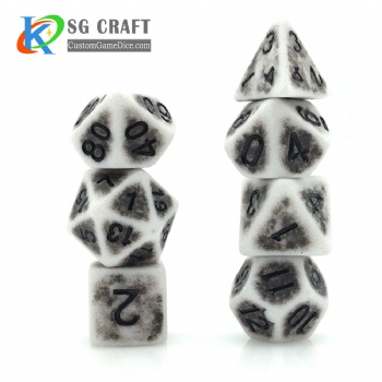 TQ08-9 Ancient Dice Set (Single Color)